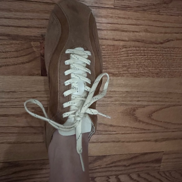 Zara Brown Suede Sneakers with Cream Laces - Picture 4 of 5